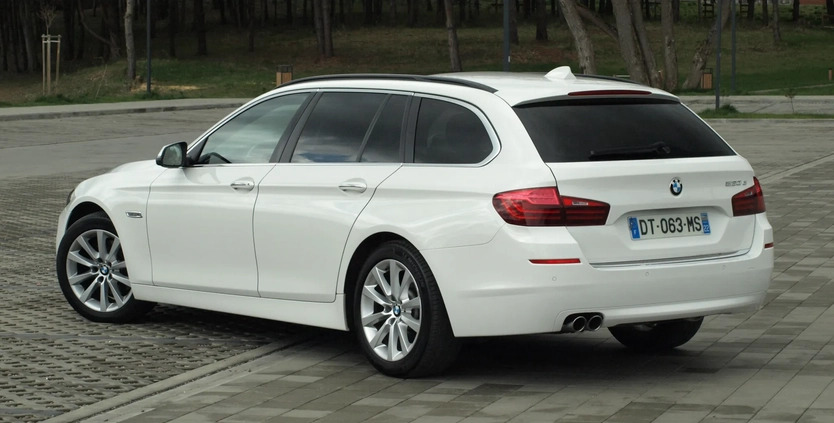 BMW Seria 5 cena 66800 przebieg: 234000, rok produkcji 2014 z Starachowice małe 352